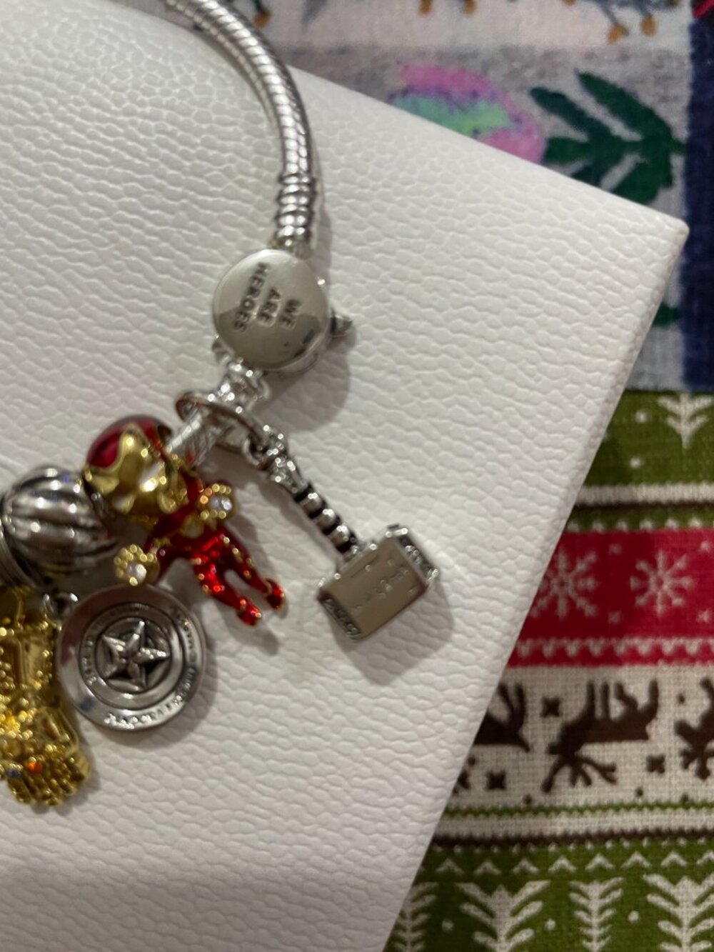 Pandora x Marvel Collaboration Charm Bracelet - Picture 5 of 10